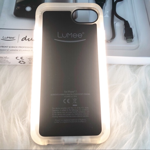 LUMEE Duo Rose Gold Light Up Selfie iPhone Case - Picture 4 of 8